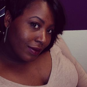 Meet your Posher, Carolyn